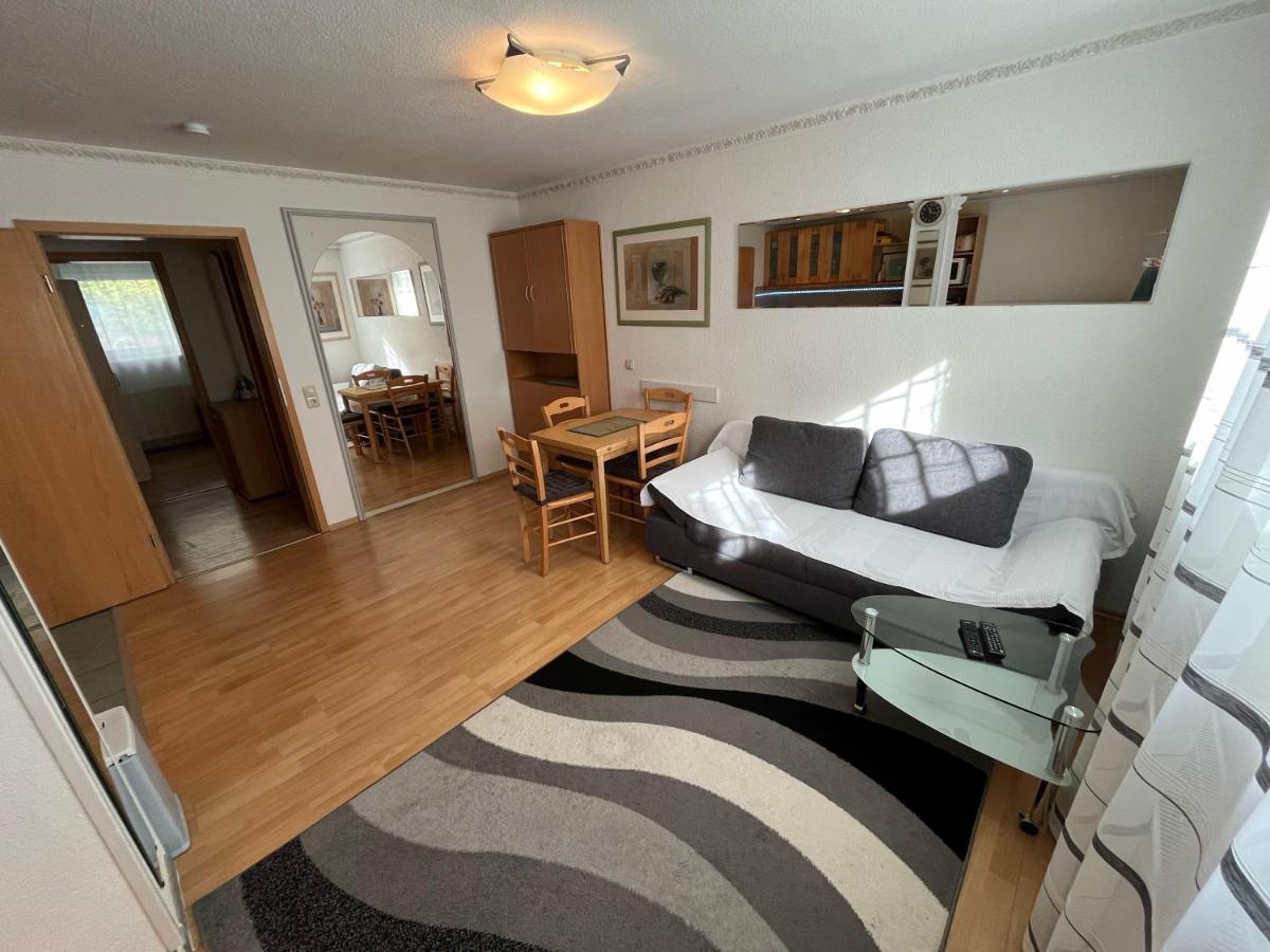 Ruhige Geraeumige Wohnung Pforzheim Exteriör bild